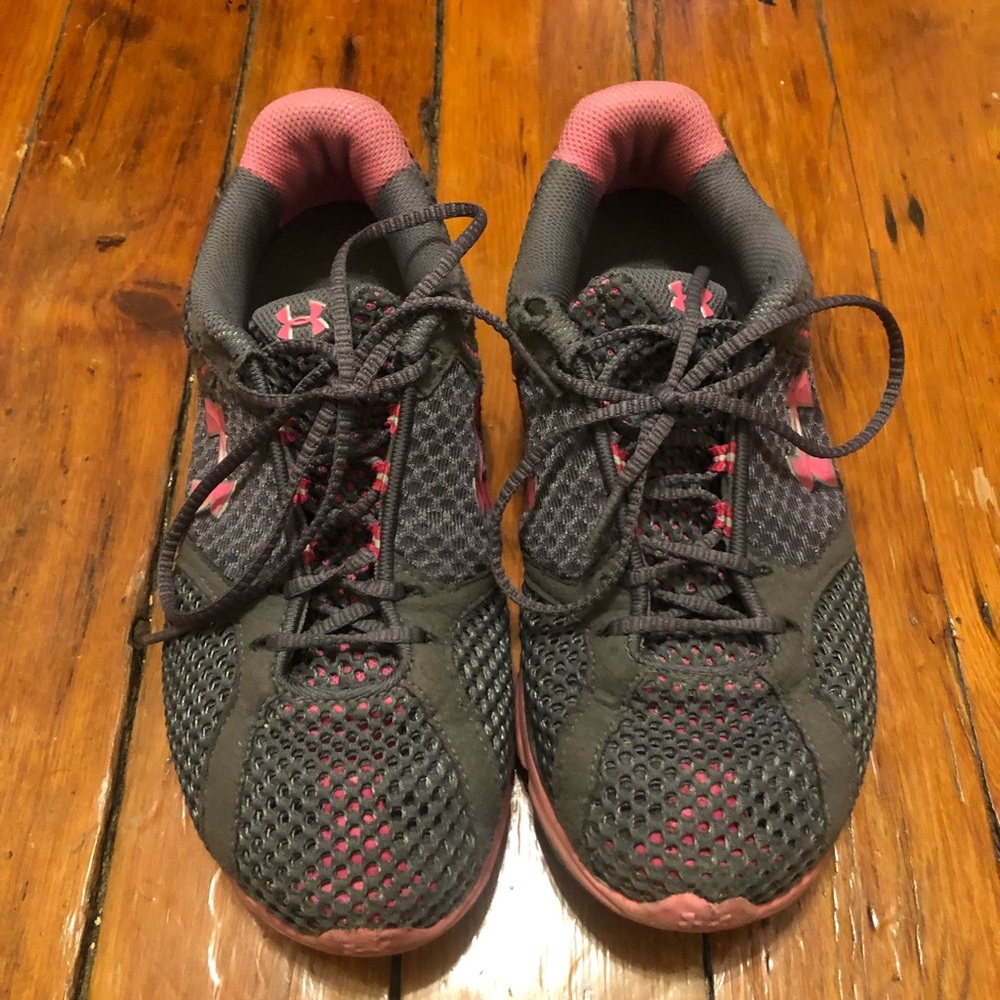 Under Armour Tennis Shoes / Sneakers